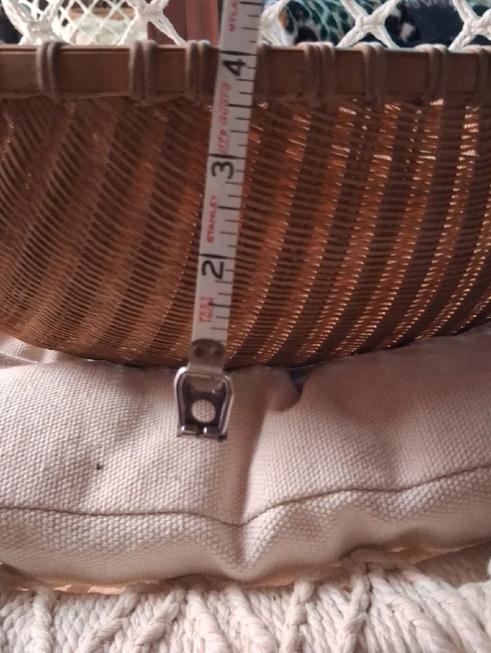 Source Unknown Natural Brown Woven Wicker Basket 1'4
